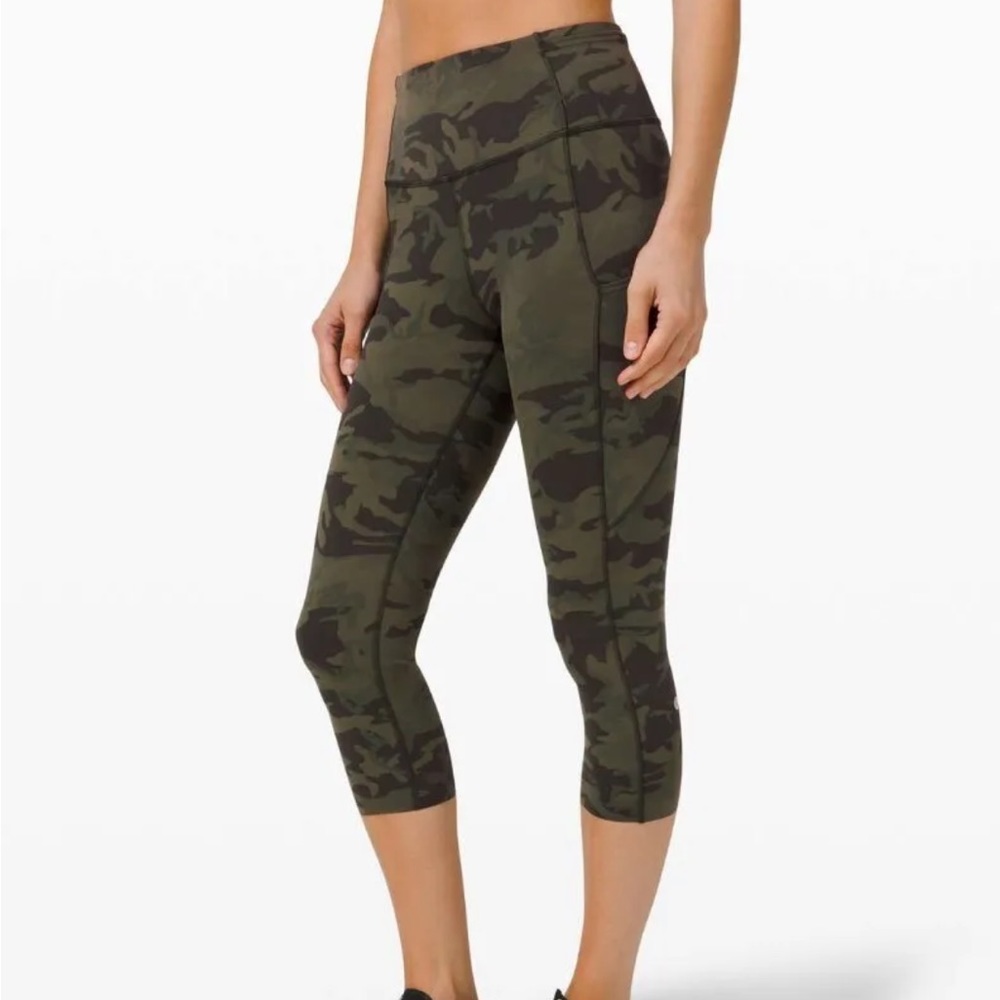 Auth Lululemon fast and free cropped 19” pants camo 4